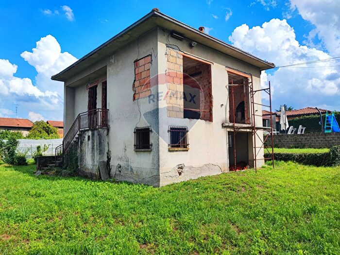 Case in Vendita e in Affitto - 3