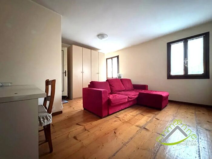 Appartamento quadrilocale in vendita in Via Vittorio Veneto, Dolo