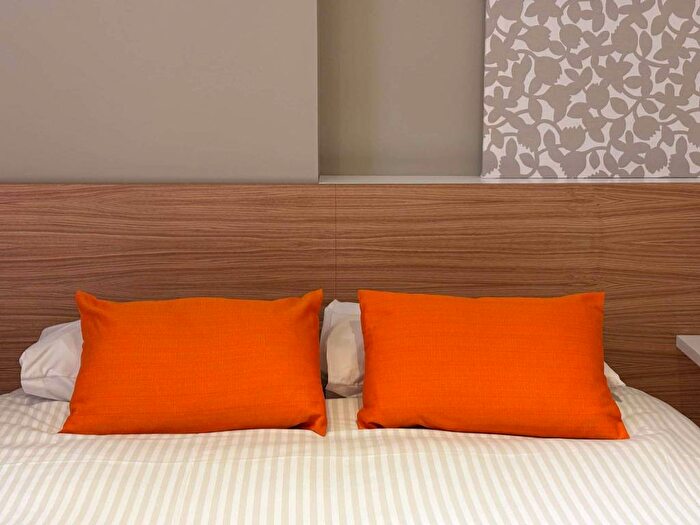 Appartamento bilocale in affitto in Via del Gazometro, Ostiense, Roma