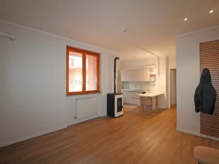 Appartamento trilocale in vendita in Viale Trieste, Sinalunga