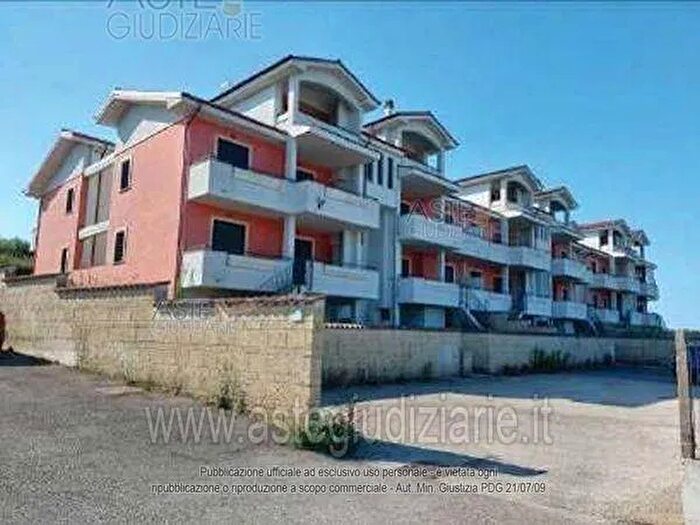 Appartamento trilocale in vendita in Via Carlo Tincani, Roma