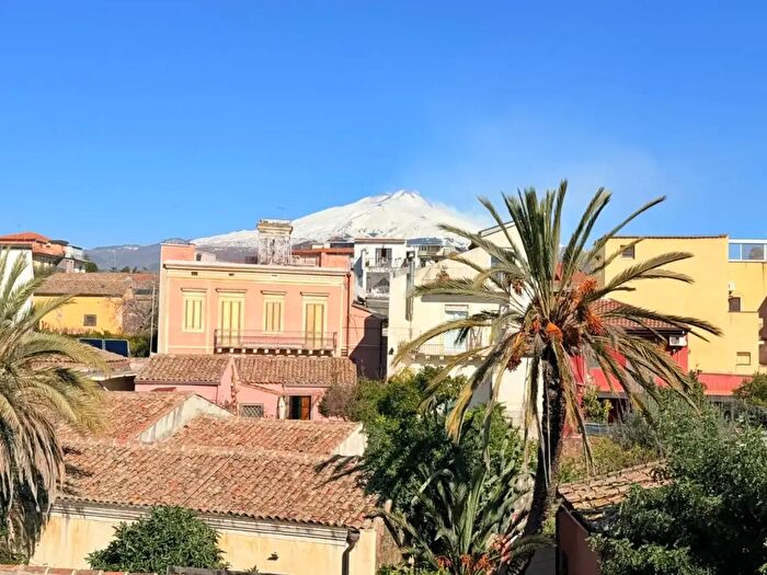 Appartamento trilocale in vendita in Via Nuova, Mascalucia