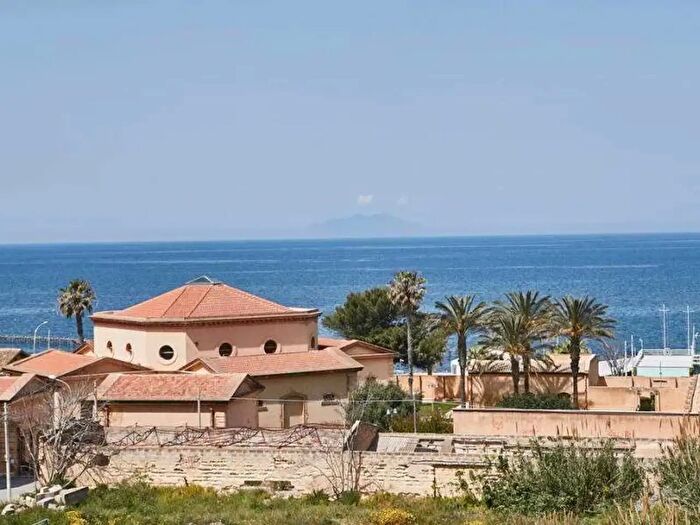 Appartamento trilocale in vendita in Via Whitaker, Marsala