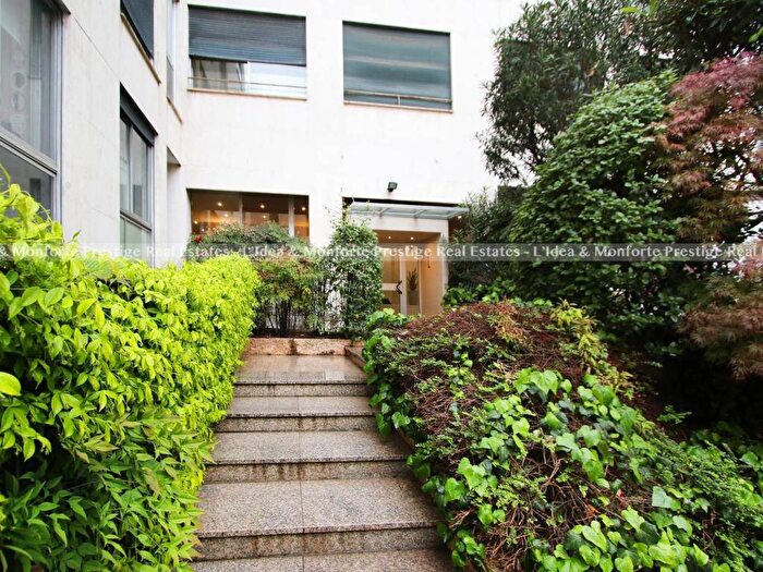 Appartamento monolocale in affitto in Via della Moscova, Turati, Milano