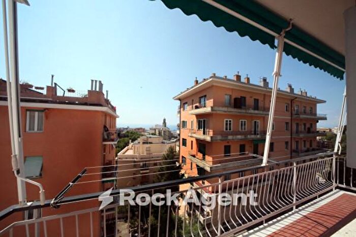 Appartamento bilocale in vendita in Via Ausonia, Genova