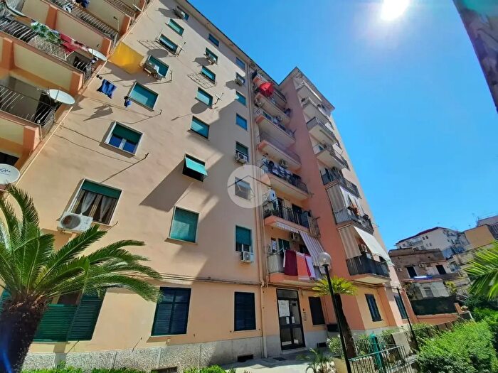 Appartamento bilocale in vendita in Vico delle Nocelle, Napoli