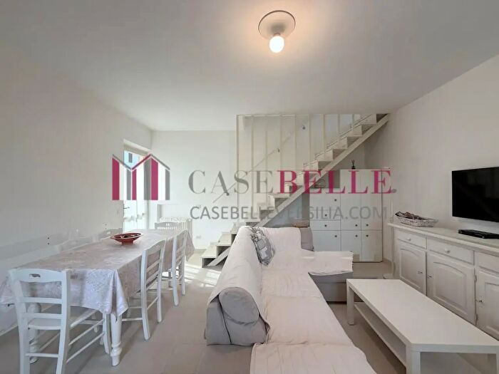 Casa con 6 locali in affitto in a Carlo Pisacane, Pietrasanta