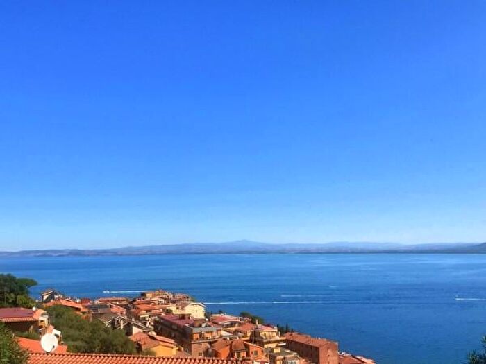 Appartamento trilocale in vendita in Via del Sole, Monte Argentario