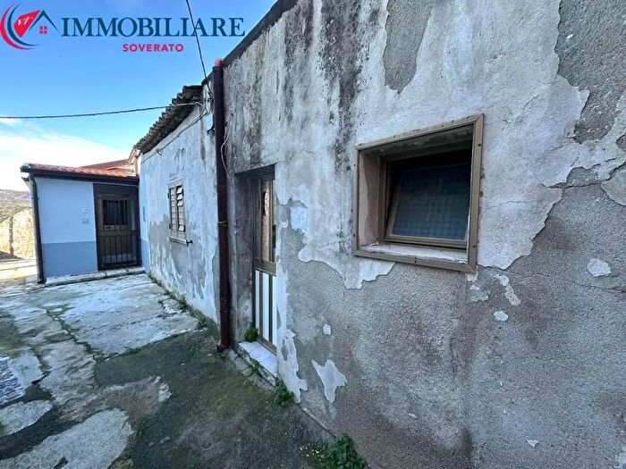 Casa trilocale in vendita in Soverato