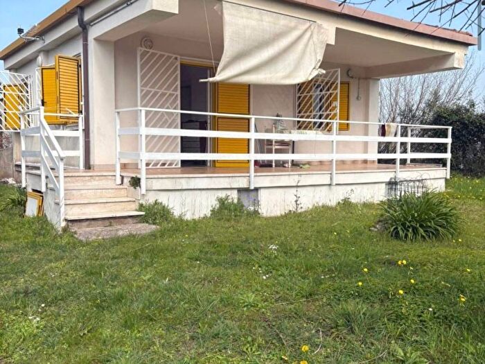 Casa bilocale in affitto in Via Laura, Laura, Capaccio Paestum