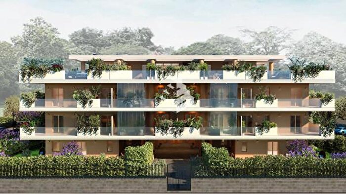 Appartamento trilocale in vendita in Vicolo del Casale Lumbroso, Roma