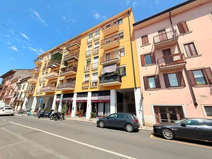Appartamento monolocale in vendita in Via Cantarane, Verona