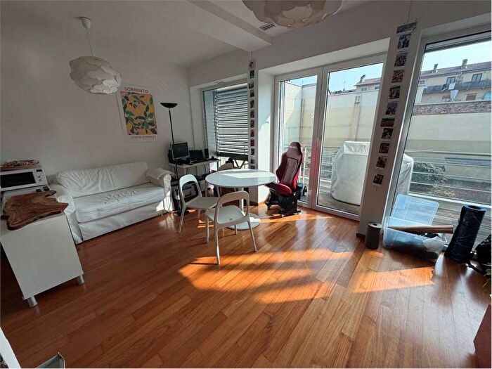 Appartamento bilocale in affitto in via Saluzzo, San Salvario Baretti, Torino