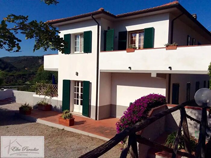 Appartamento quadrilocale in vendita in Località Le Calanchiole, Capoliveri