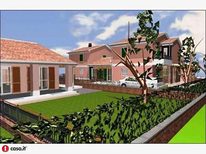 Casa con 6 locali in vendita in Luni