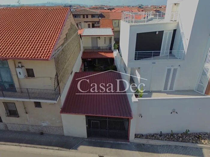 Casa trilocale in vendita in Via Taranto, Lusciano