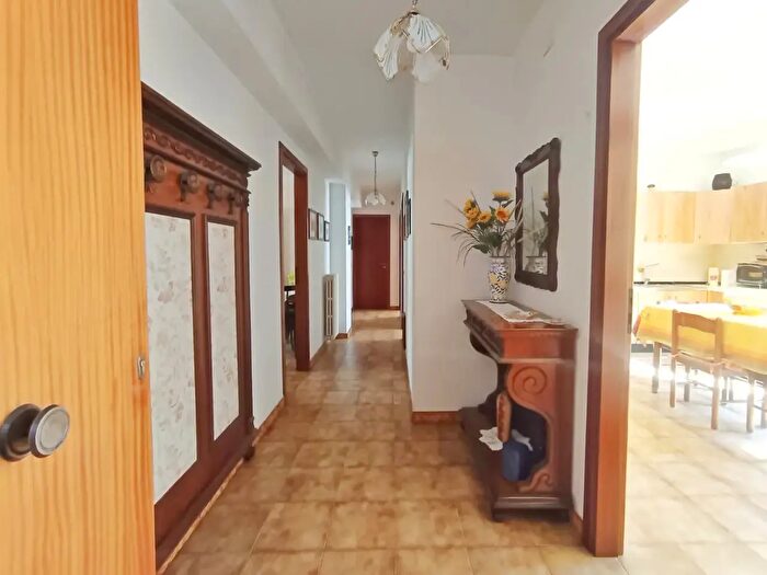Appartamento trilocale in vendita in Via Toro Sottano, Solofra