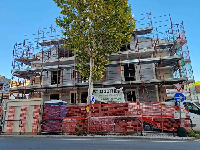 Appartamento trilocale in vendita in Cecina