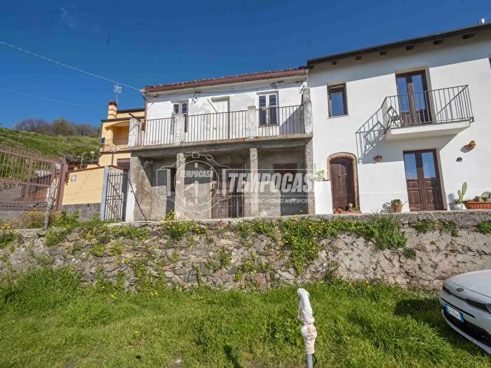 Casa quadrilocale in vendita in Località Tipoldo Tipoldo, Messina