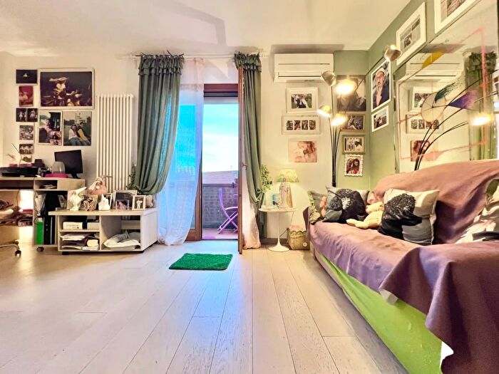 Appartamento con 5 locali in vendita in Via Guido Rossa, Castelnuovo Berardenga