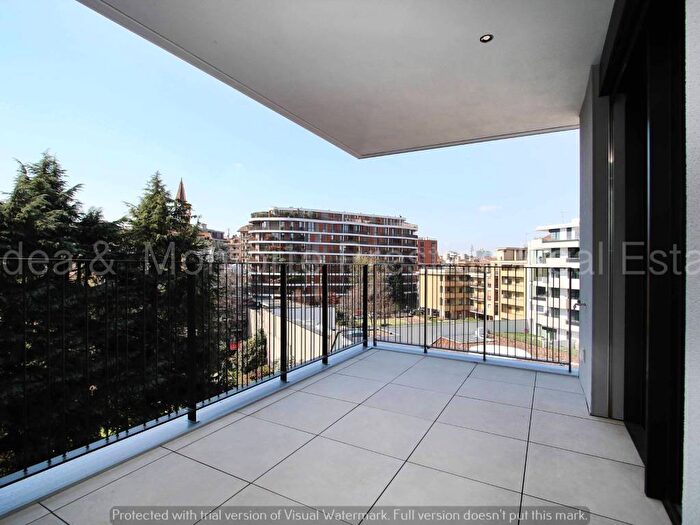 Appartamento bilocale in affitto in Via Ugo Bassi, Isola, Milano