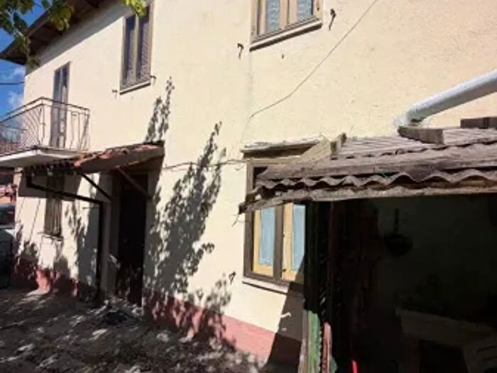 Casa trilocale in vendita in Via Antica Foruli, Scoppito