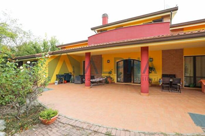 Casa con 6 locali in vendita in Via Ravenna, BellariaIgea Marina