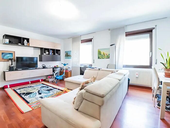 Appartamento con 5 locali in vendita in Via dei Muredei, Trento