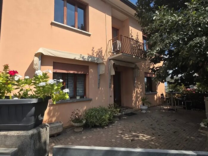 Casa con 5 locali in vendita in Via Sile, Castelfranco Veneto