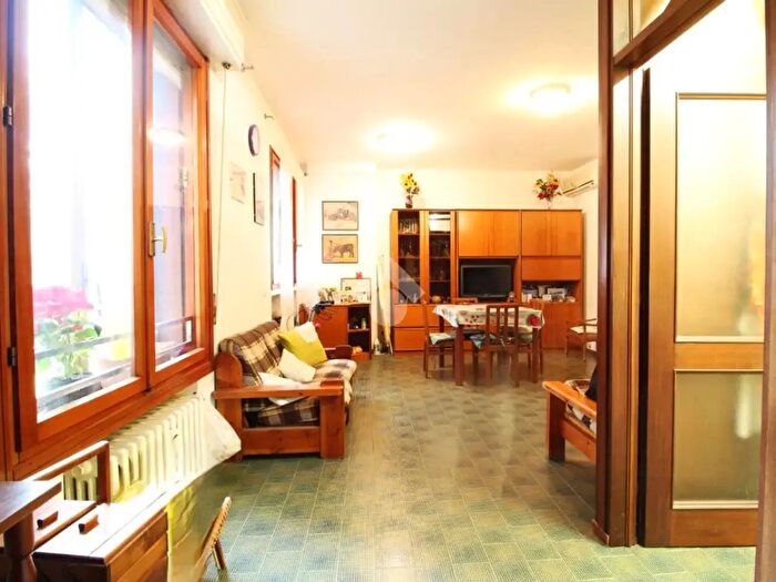 Appartamento trilocale in vendita in Via Luigi Bertelli, San Lazzaro Di Savena