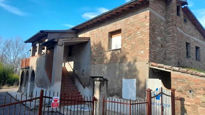 Casa con 6 locali in vendita in Via del Mosaico, Deruta