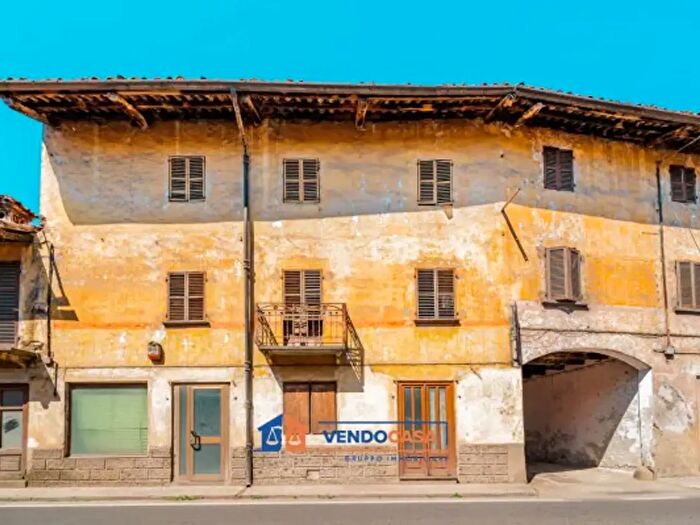 Casa con 6 locali in vendita in Via Giovanni Battista Michelini, Savigliano