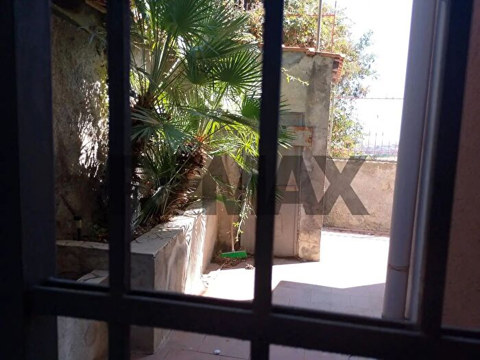 Appartamento quadrilocale in vendita in Via dell' Usignolo, Catania