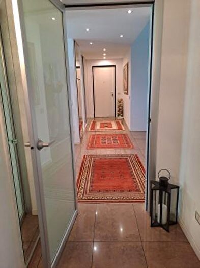 Appartamento trilocale in vendita in Via Arconate, Busto Garolfo