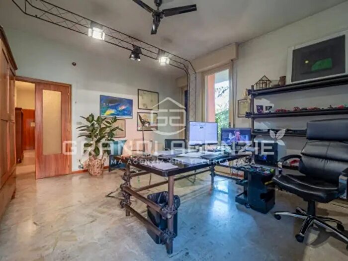 Appartamento trilocale in vendita in Via Silvio Pellico, Parma