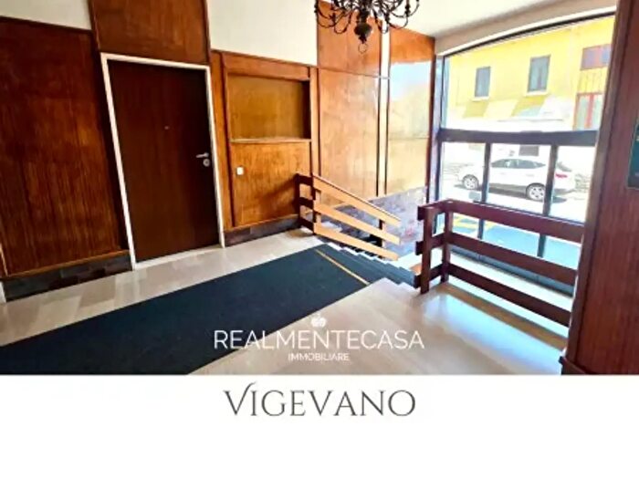 Appartamento trilocale in vendita in Via Santa Maria, Vigevano