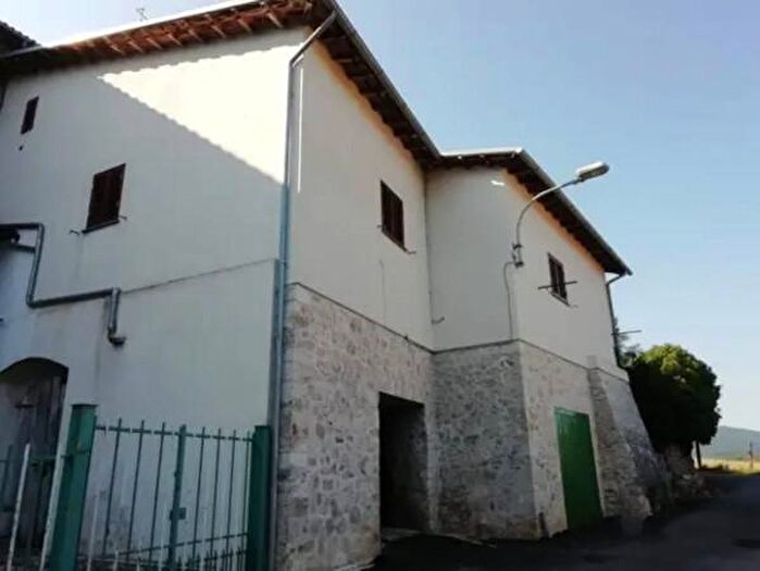 Casa con 6 locali in vendita in Località Colforcella, Cascia