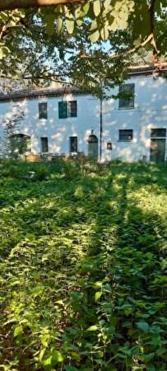 Casa quadrilocale in vendita in Via Navicella, Forli