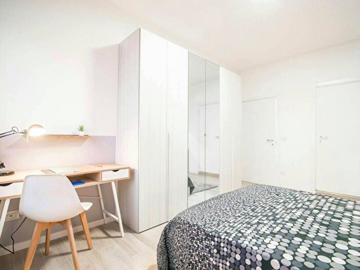 Appartamento con 6 locali in affitto in Via Giosu¨ Carducci, Mestre, Venezia