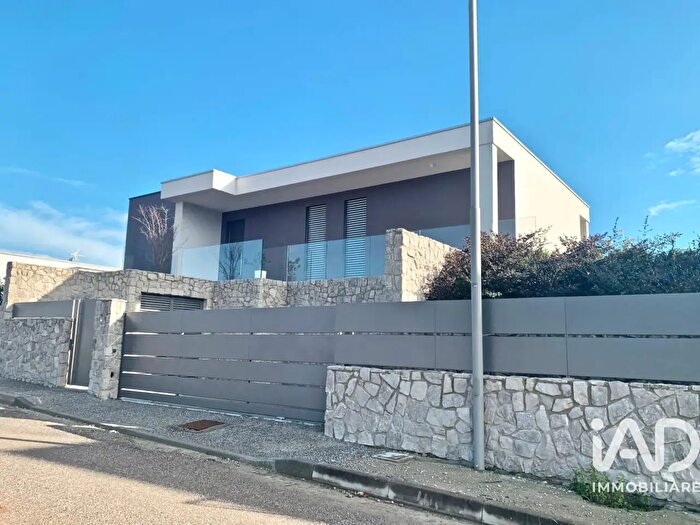 Casa con 5 locali in vendita in Via San Pietro, Desenzano Del Garda