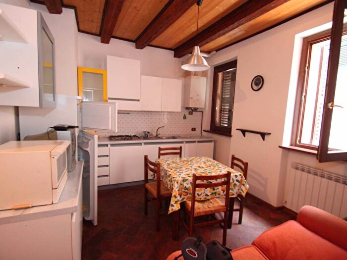 Appartamento trilocale in affitto in Centro, Fabriano