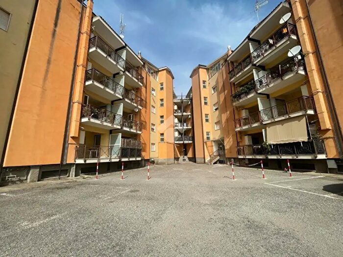 Appartamento trilocale in vendita in Via Portogallo, Rende