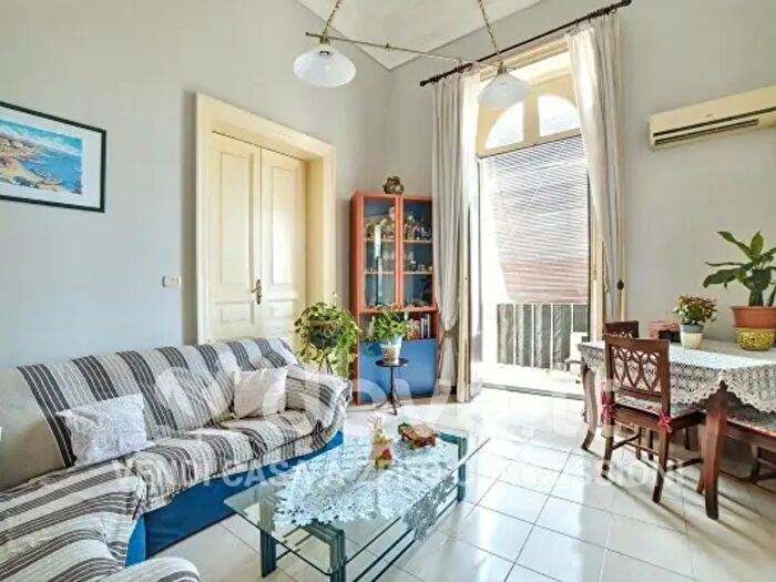 Appartamento quadrilocale in vendita in Via Spadaccini, Catania