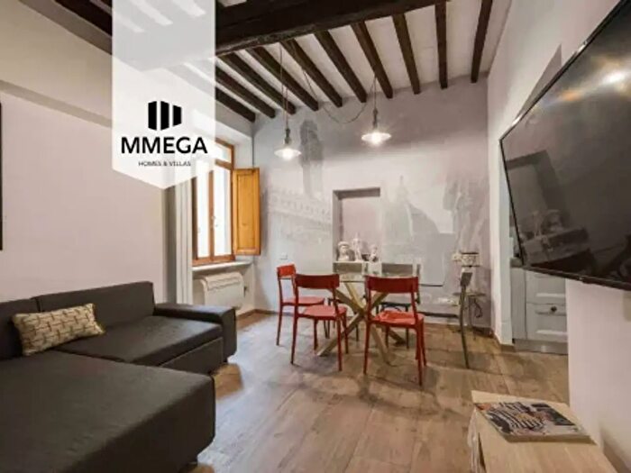 Appartamento trilocale in vendita in Via della Pergola, Firenze