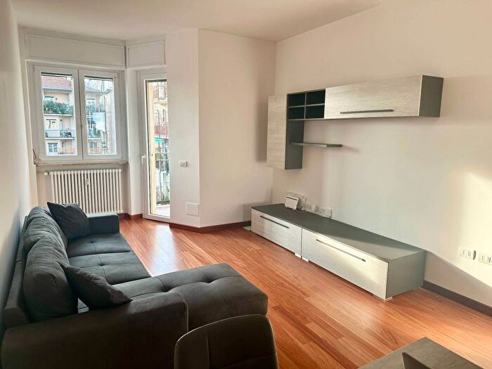 Appartamento trilocale in affitto in Corso Indipendenza, Indipendenza, Milano