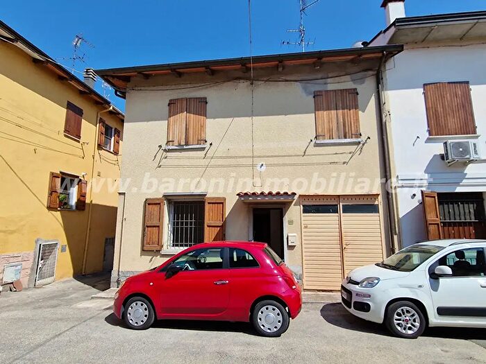 Casa trilocale in vendita in Via Emilia, Anzola Dell'Emilia