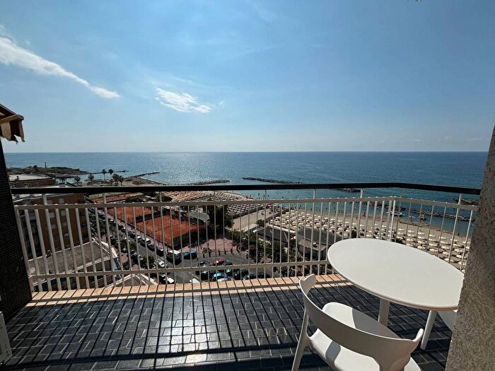 Appartamento bilocale in affitto in Via SantErasmo, Centro, Taggia