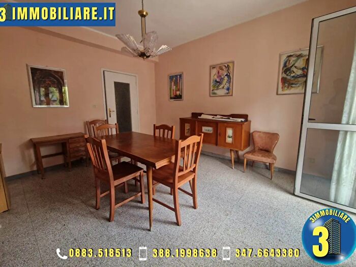 Appartamento con 5 locali in vendita in Barletta
