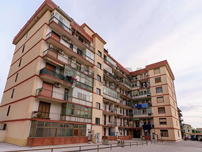 Appartamento trilocale in vendita in Via Vitaliano Brancati, Catania