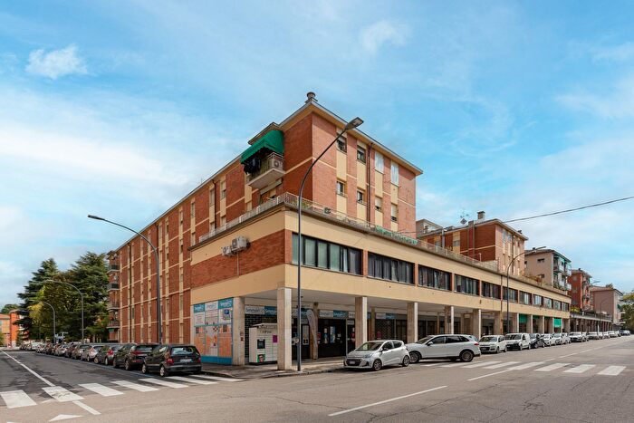 Appartamento quadrilocale in vendita in Via Stoppato, Bologna